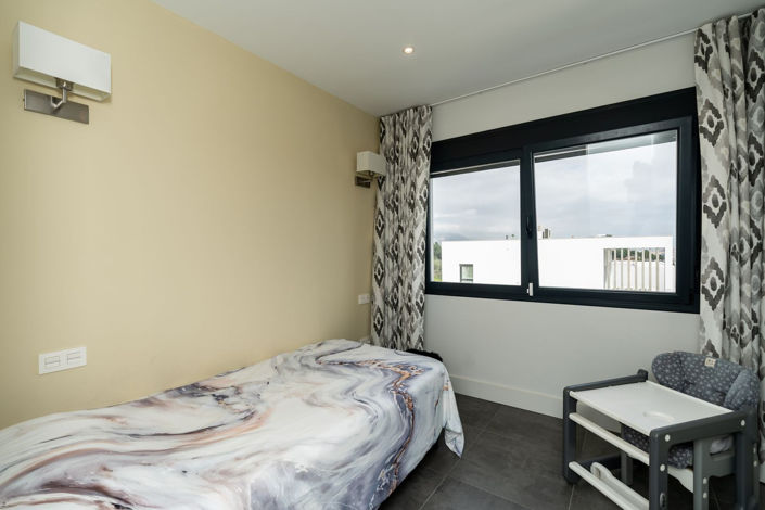 Image No.8-3 Bed Villa for sale