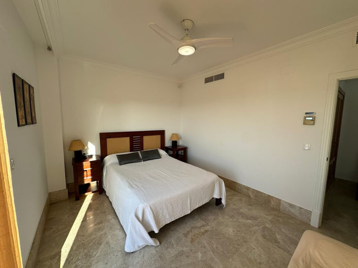 Image No.4-4 Bed Townhouse for sale