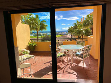 11-20939a0134ad724a8cb2a801094d15a4