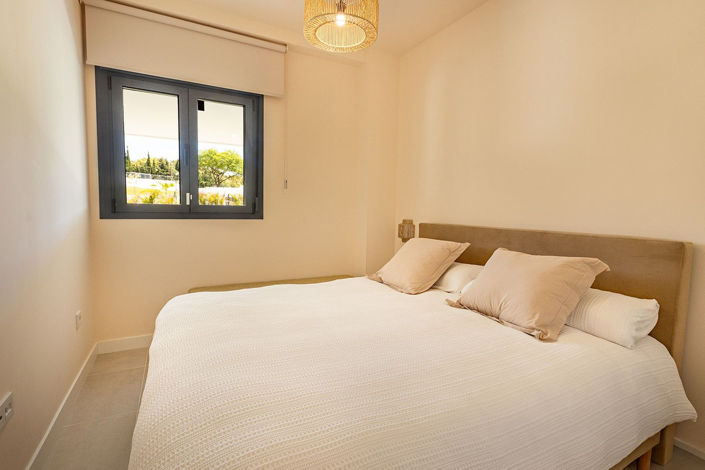 Image No.16-2 Bed Apartment for sale