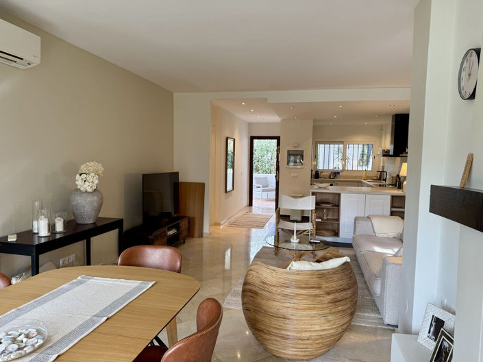 Image No.11-3 Bed Apartment for sale