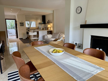 13-5fd73dea700db77384c091ca9818b1a9