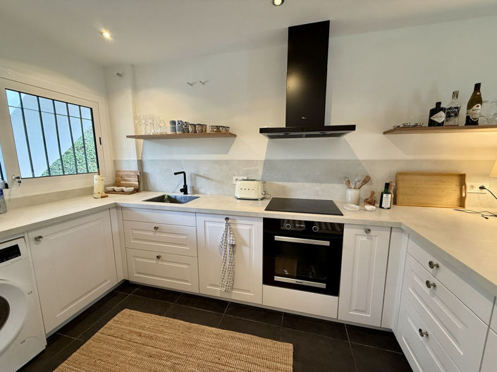 Image No.6-3 Bed Apartment for sale