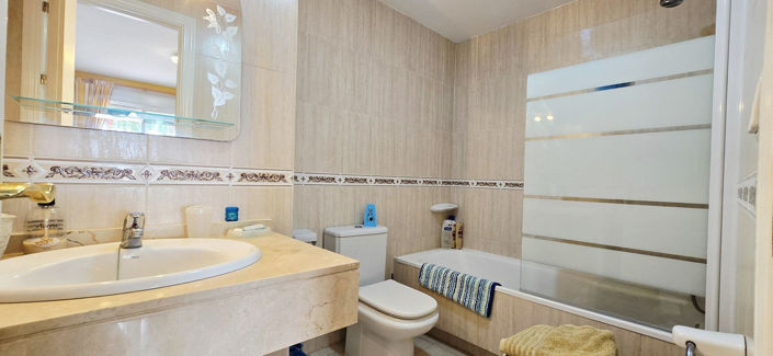 Image No.16-2 Bed Apartment for sale