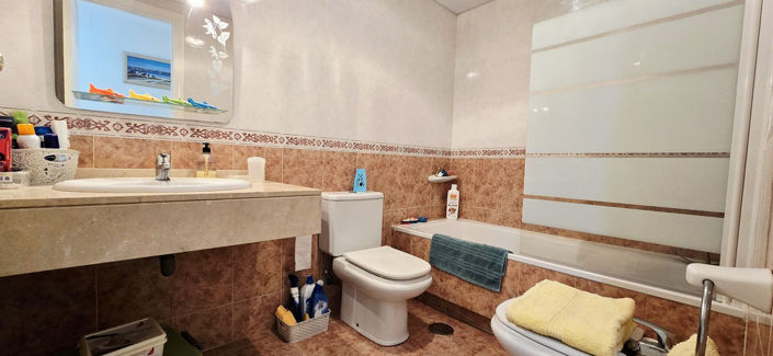 Image No.21-2 Bed Apartment for sale