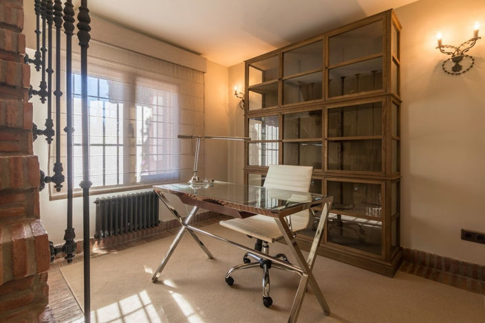 Image No.27-4 Bed Villa for sale