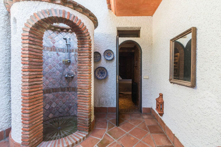 Image No.32-4 Bed Villa for sale