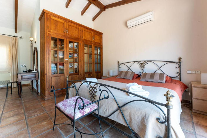 Image No.17-5 Bed Villa for sale