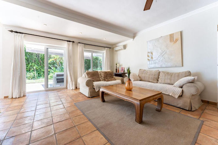 Image No.9-5 Bed Villa for sale