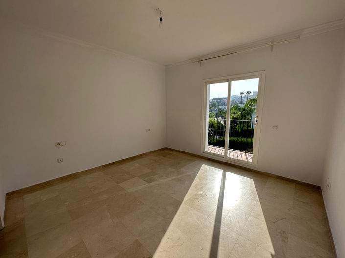 Image No.15-5 Bed Villa for sale