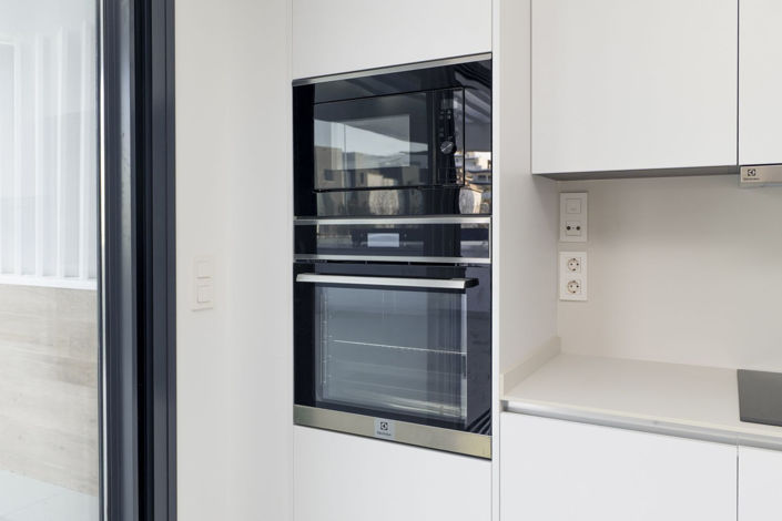 Image No.20-4 Bed Townhouse for sale