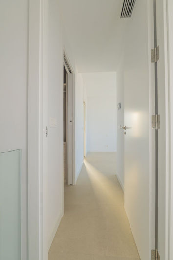 Image No.29-4 Bed Townhouse for sale