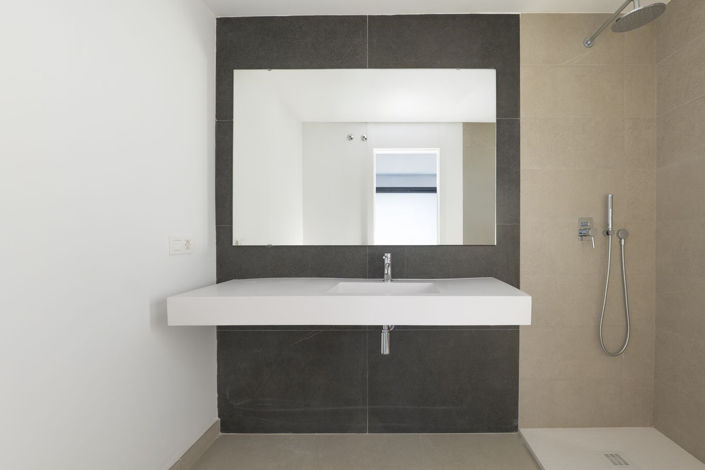 Image No.33-4 Bed Townhouse for sale