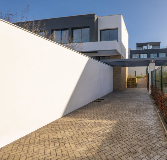 Image No.35-4 Bed Townhouse for sale