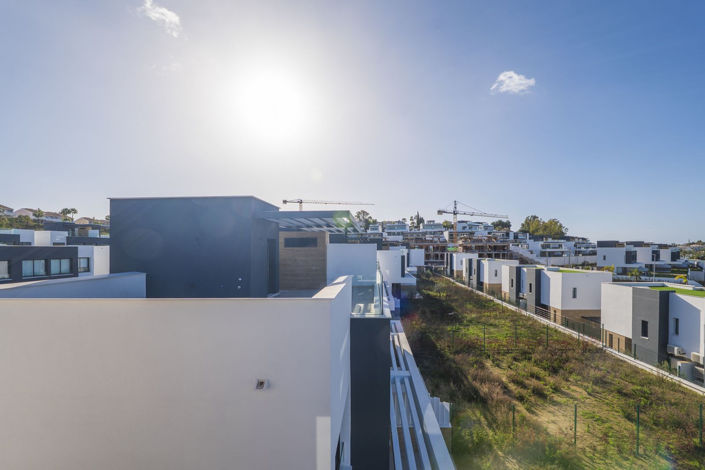 Image No.39-4 Bed Townhouse for sale