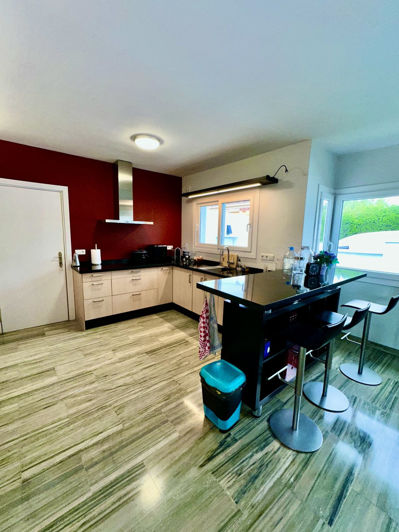 Image No.4-3 Bed Villa for sale