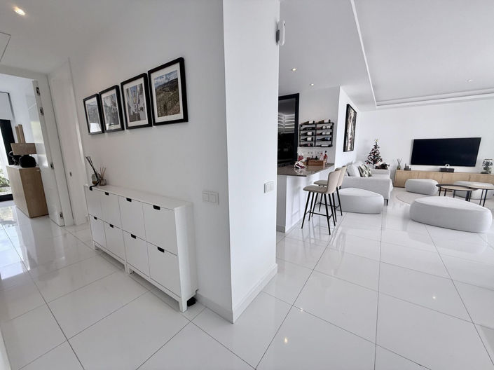 Image No.35-3 Bed Apartment for sale