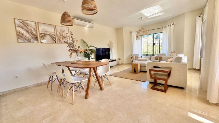 Image No.4-3 Bed Villa for sale