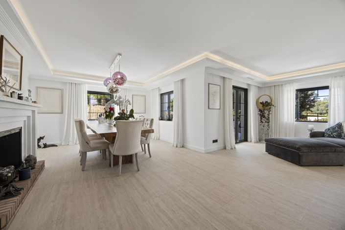 Image No.2-5 Bed Villa for sale