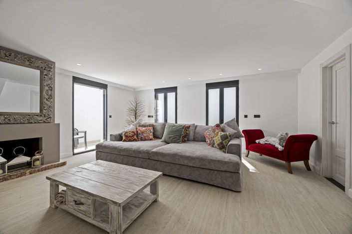 Image No.9-5 Bed Villa for sale