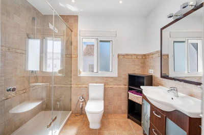 13-5fd73dea700db77384c091ca9818b1a9