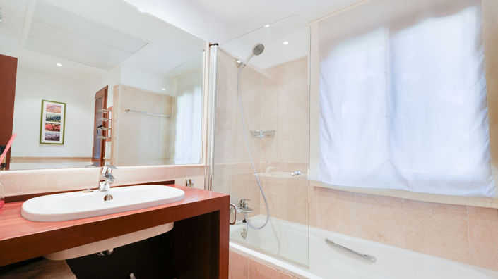 Image No.18-3 Bed Apartment for sale