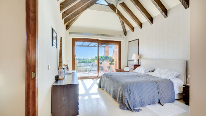 Image No.22-3 Bed Apartment for sale