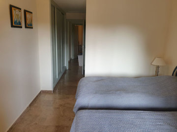 11-20939a0134ad724a8cb2a801094d15a4