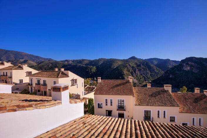 Image No.26-4 Bed Townhouse for sale