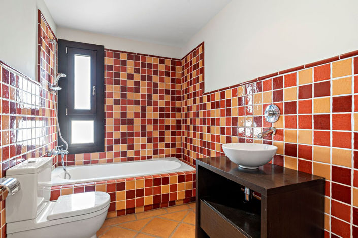 Image No.7-4 Bed Townhouse for sale