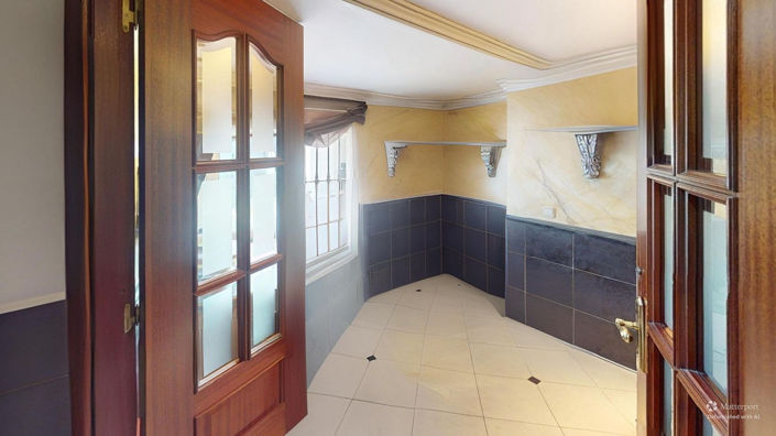 Image No.13-4 Bed Villa for sale