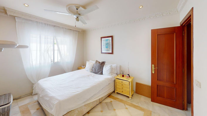 Image No.22-4 Bed Villa for sale