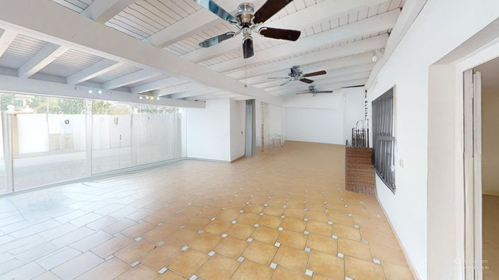 Image No.9-4 Bed Villa for sale