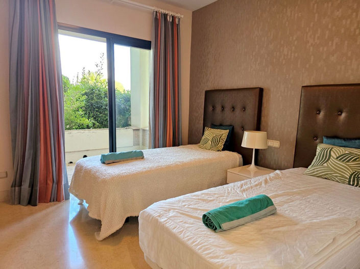 Image No.10-2 Bed Apartment for sale