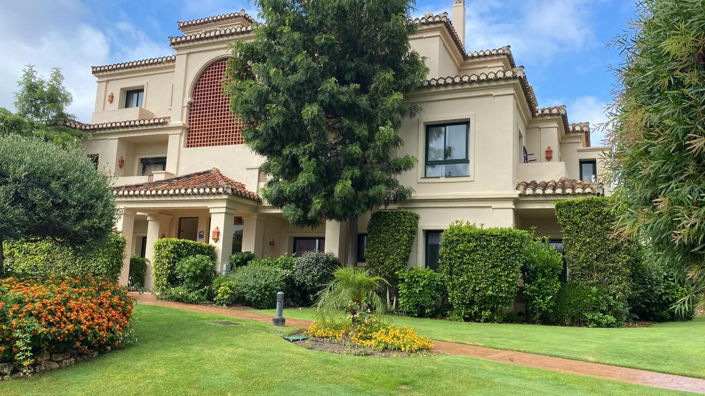 Image No.21-2 Bed Apartment for sale