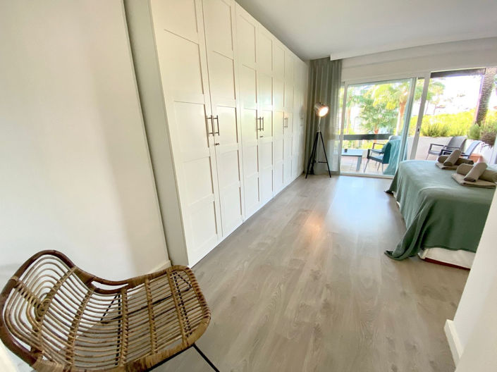 Image No.18-3 Bed Townhouse for sale