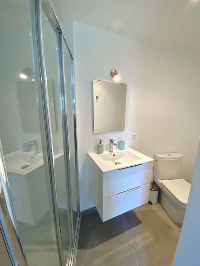 Image No.29-3 Bed Townhouse for sale