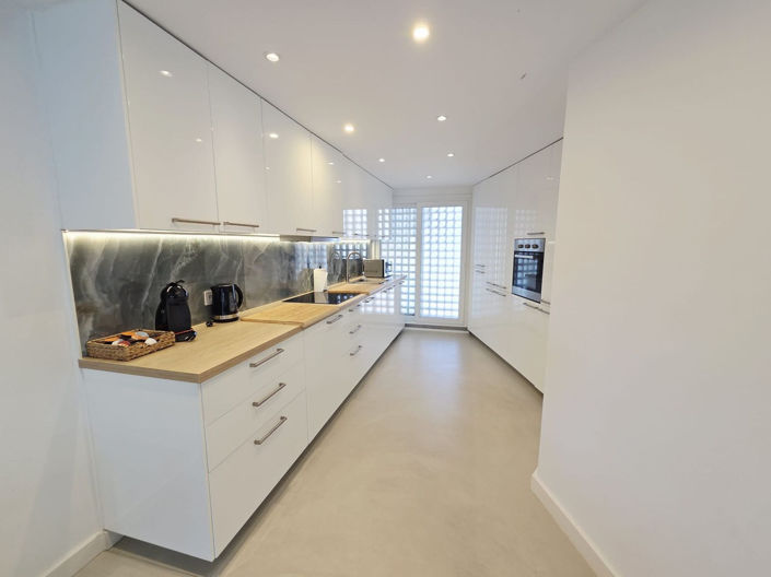 Image No.8-3 Bed Townhouse for sale