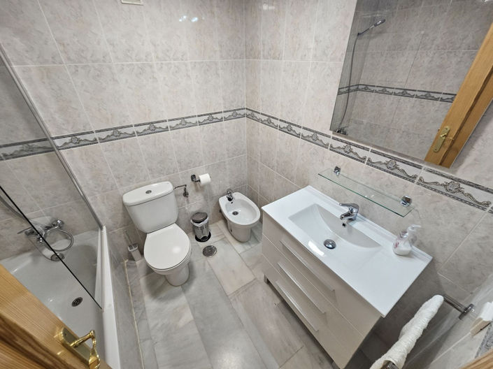 Image No.15-2 Bed Apartment for sale