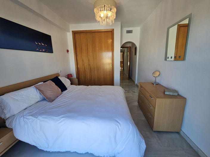 Image No.25-2 Bed Apartment for sale