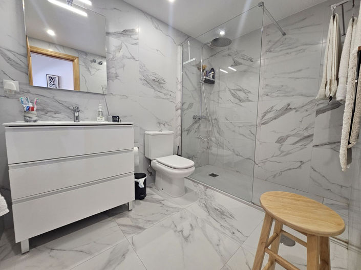 Image No.30-2 Bed Apartment for sale