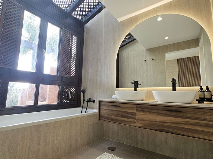 Image No.11-4 Bed Townhouse for sale