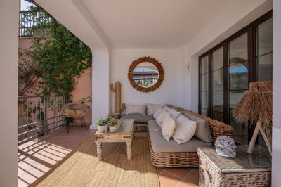 11-20939a0134ad724a8cb2a801094d15a4