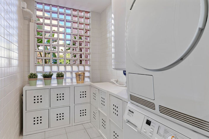 Image No.15-4 Bed Townhouse for sale