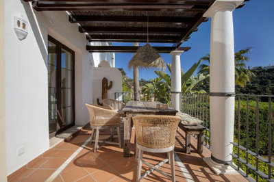 2-5bd7b9d04b45e33852eaf0ec6670150d