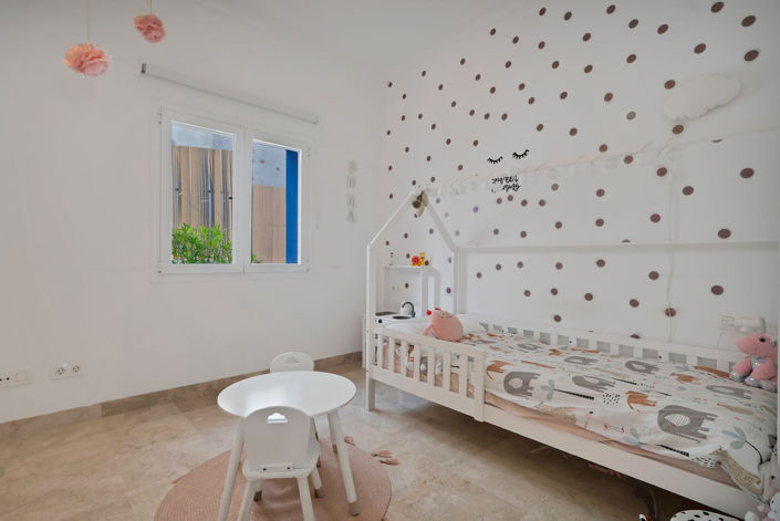 Image No.11-3 Bed Apartment for sale