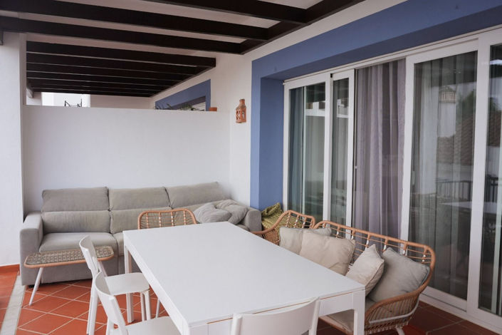 Image No.21-5 Bed Apartment for sale