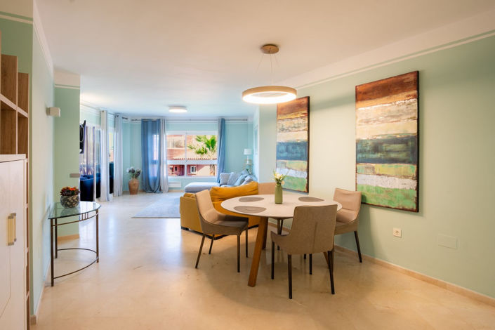 Image No.2-Appartement de 2 chambres à vendre à Elviria