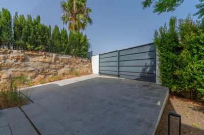 9-467d0cee5b725f3ef65f102a0c2e69c0