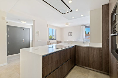 3-e898b2bb2a2fdfd06d2c39894dce8316